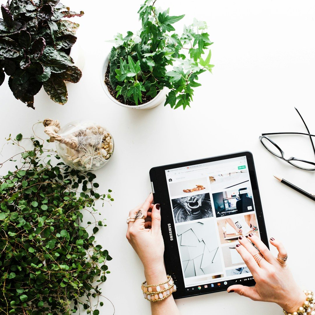 E-Commerce E-Commerce